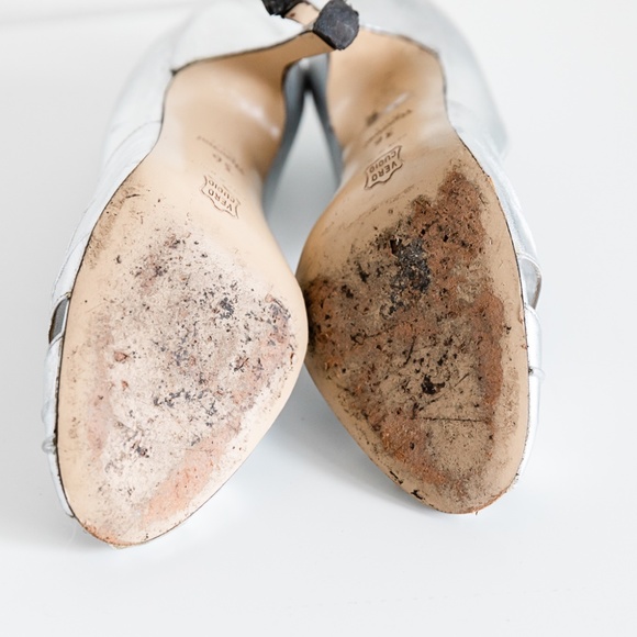 Silver peep toe pumps - size 36 / US6 - Picture 6 of 8